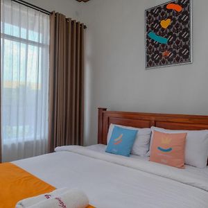 Sans Hotel Kumbang Yogyakarta By Reddoorz